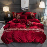 Luxury Embossed Velvet Duvet Set - Red