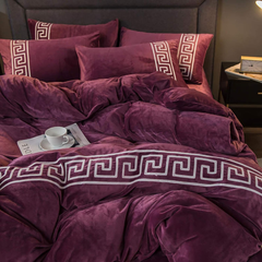 Luxury Aplic Work Velvet Duvet Set - Purple