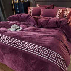 Luxury Aplic Work Velvet Duvet Set - Purple