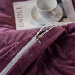 Luxury Aplic Work Velvet Duvet Set - Purple