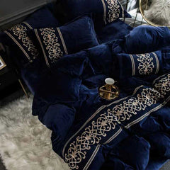 Luxury Embroidered Velvet Duvet Set - Blue