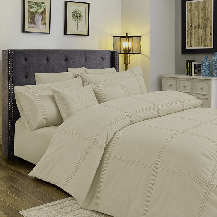 Box Pleated Duvet Set