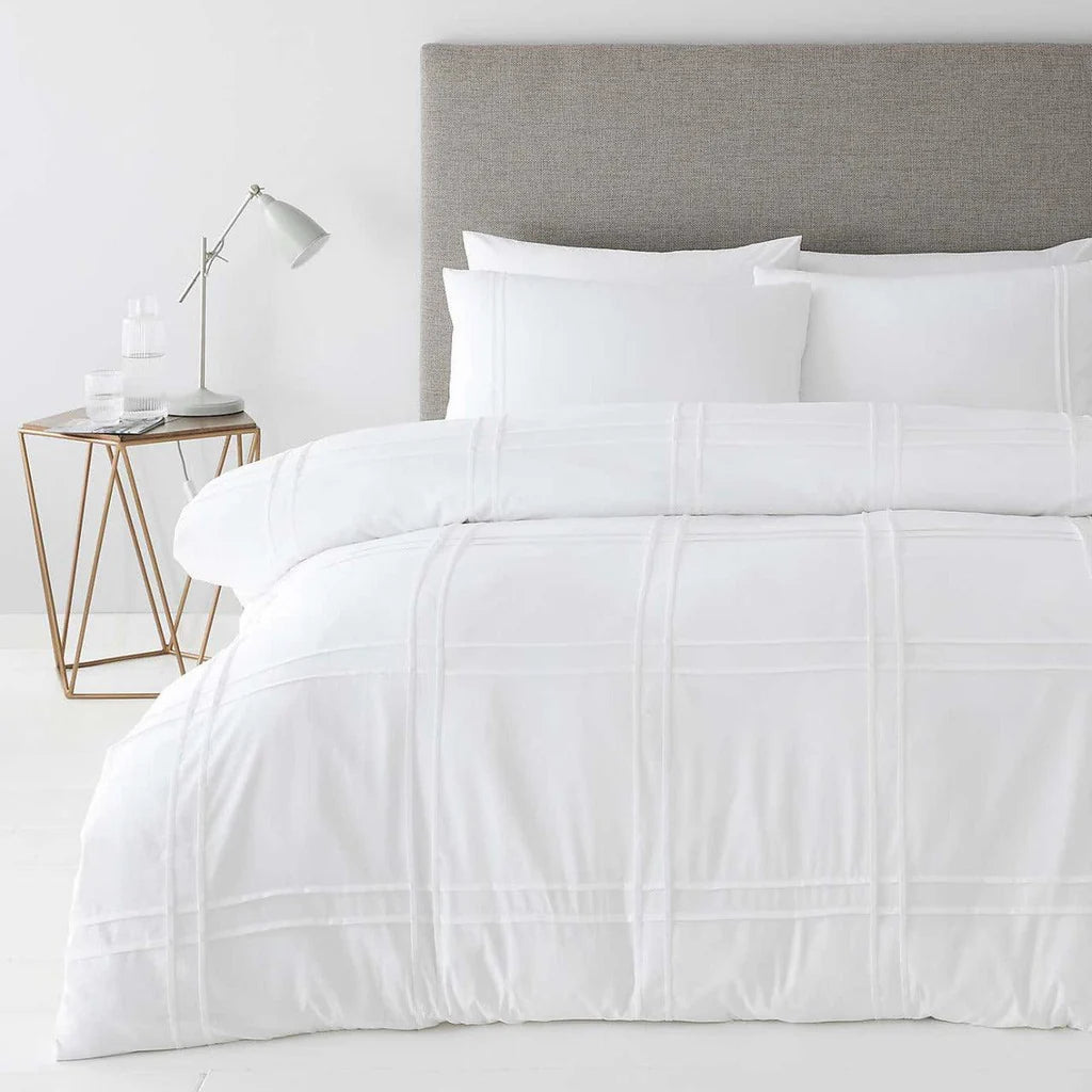 New Luxury Box Pleated Duvet Set- White (152)