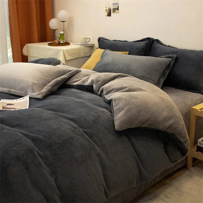 Reversible Duvet Set Velvet  - Black & Grey (290)